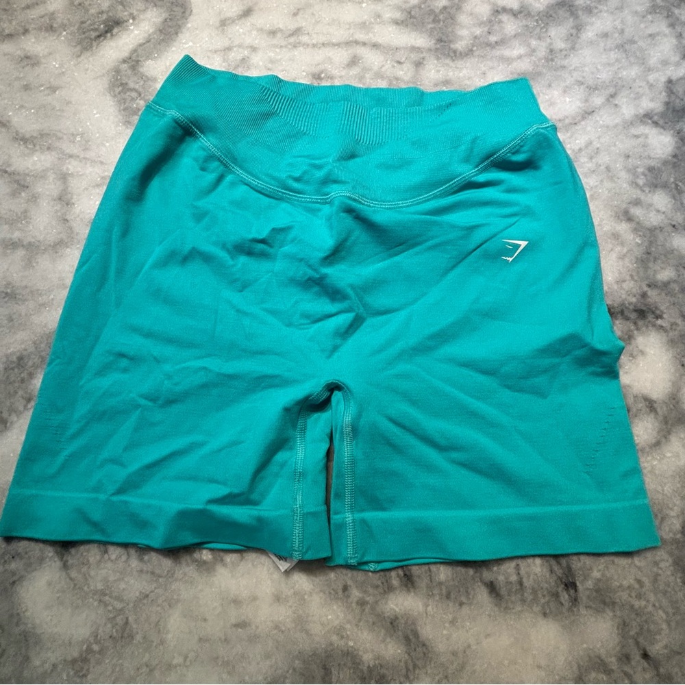 adapt seamless shorts 🩵